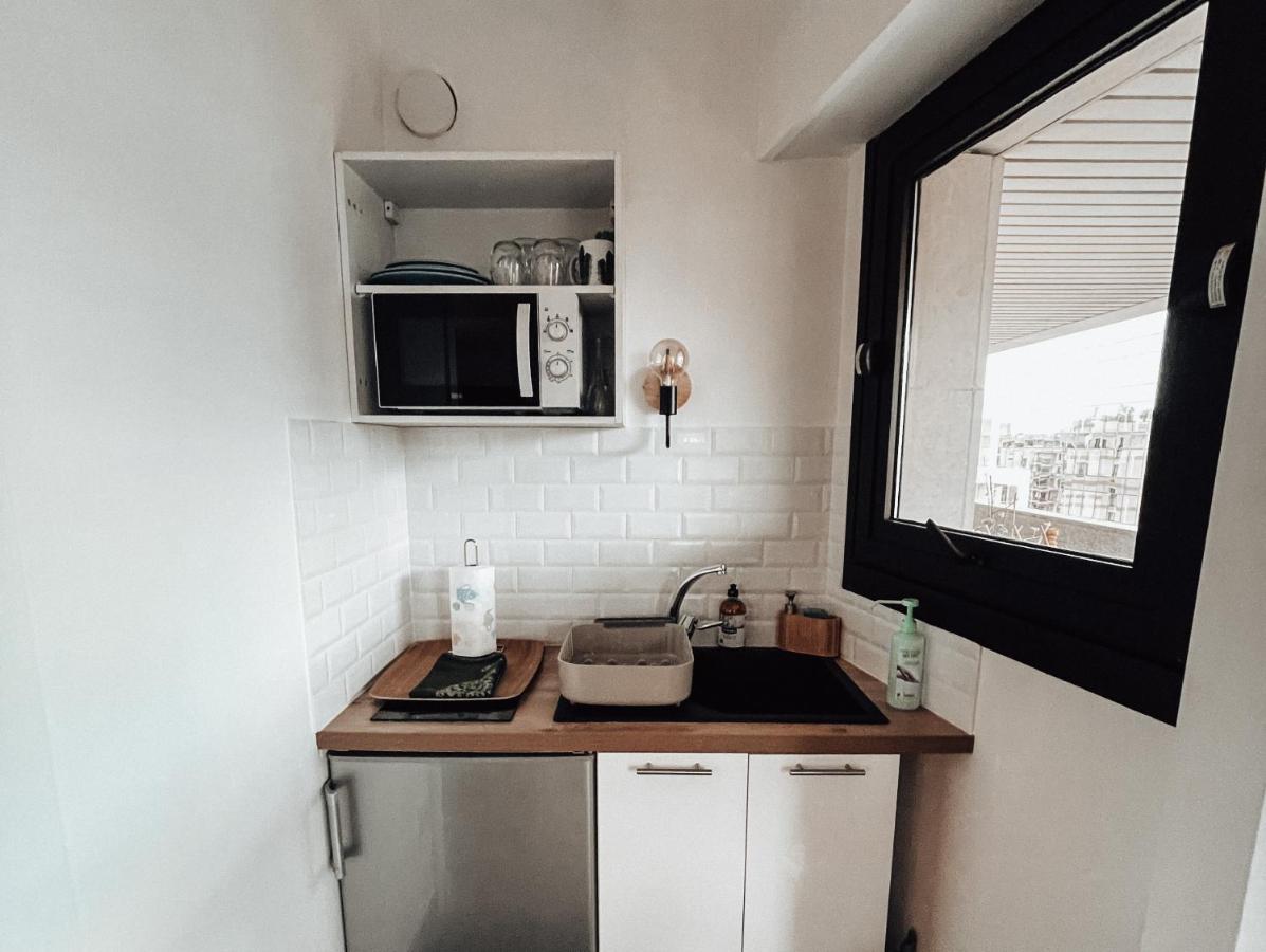 Beautiful Modern Fully Furnished Studio Λεβαλουά Περέ Εξωτερικό φωτογραφία